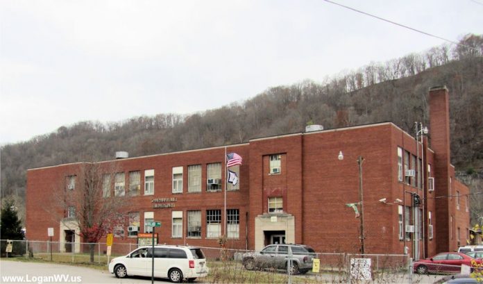 Chapmanville Grade School